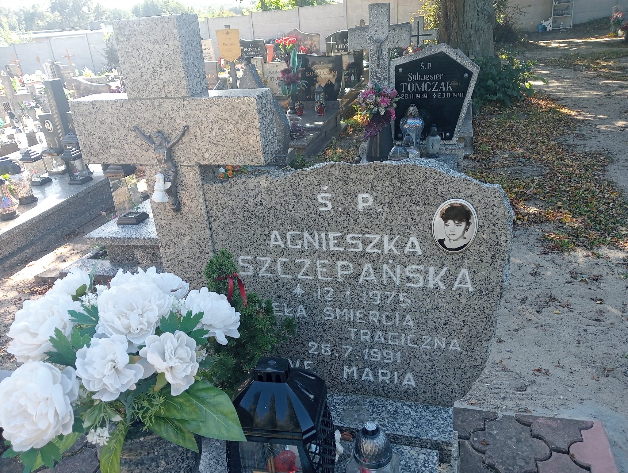 Agnieszka Szczepańska 1975 Murowana Goślina - Grobonet - Wyszukiwarka osób pochowanych